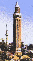 minareto scanalato ad Antalya